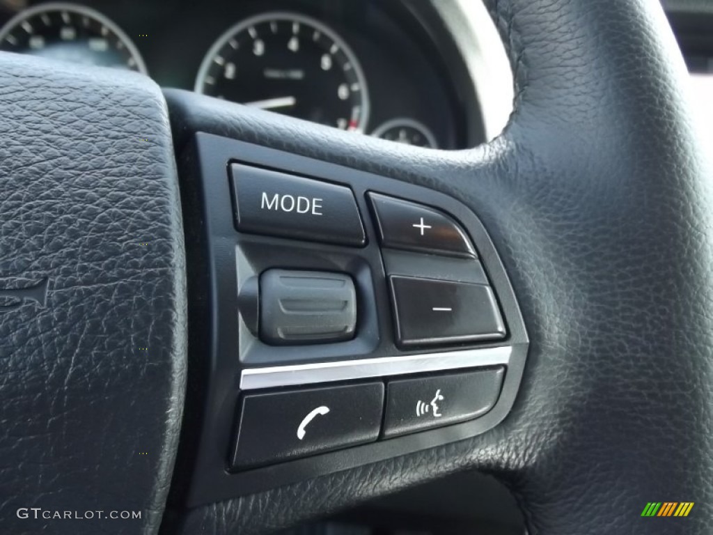 2010 BMW 5 Series 550i Gran Turismo Controls Photo #81046362