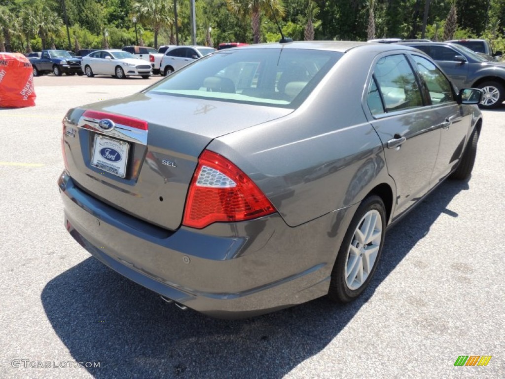 2010 Fusion SEL - Sterling Grey Metallic / Camel photo #15