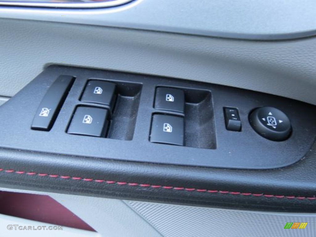 2011 Chevrolet Equinox LT Controls Photo #81047097