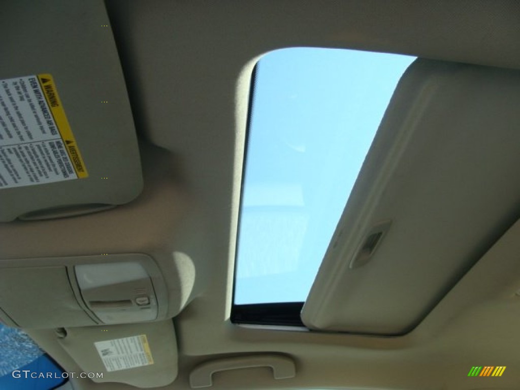 2008 Altima 2.5 S Coupe - Azure Blue Metallic / Blond photo #10