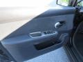Super Black - Versa 1.8 S Hatchback Photo No. 11