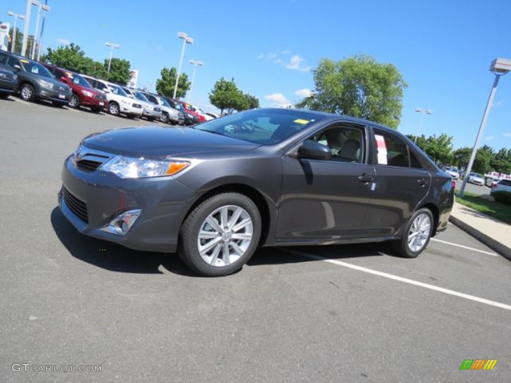 2013 Camry XLE - Magnetic Gray Metallic / Ash photo #3