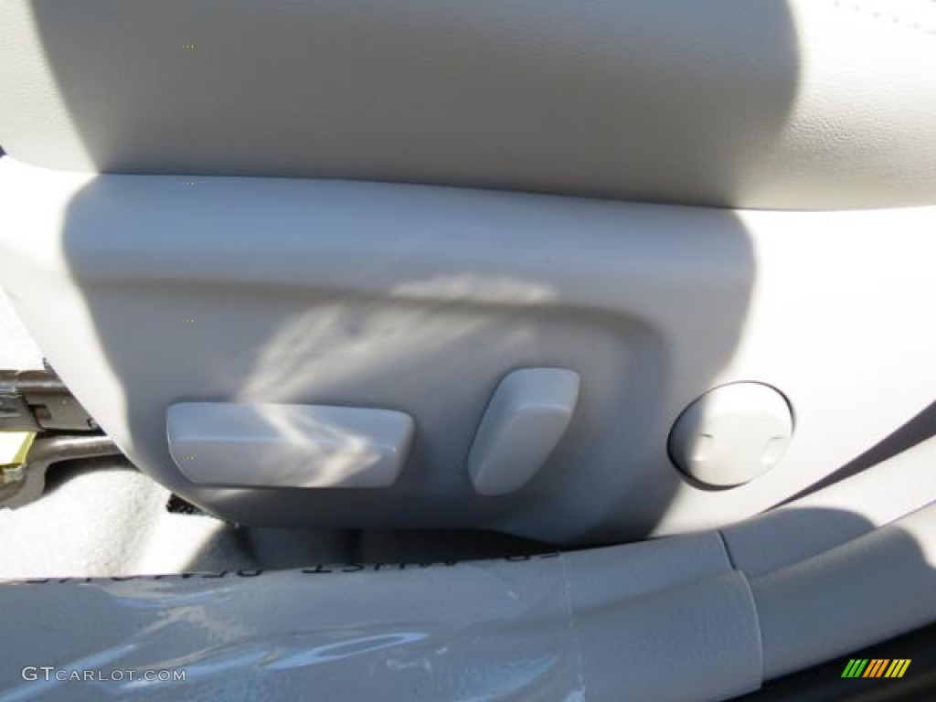 2013 Camry XLE - Magnetic Gray Metallic / Ash photo #8