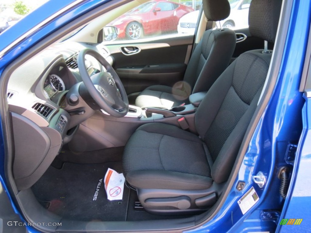 2013 Nissan Sentra SR Interior Color Photos