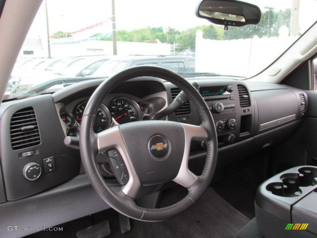 2010 Silverado 1500 LT Extended Cab 4x4 - Victory Red / Ebony photo #11