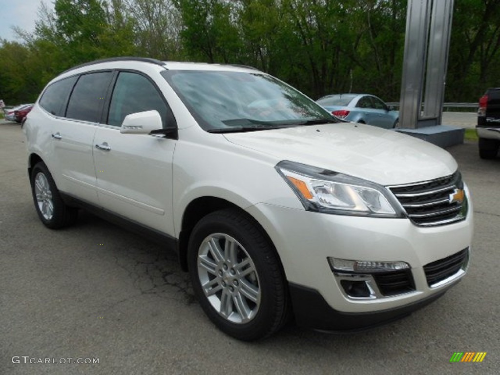 White Diamond Tricoat 2013 Chevrolet Traverse LT AWD Exterior Photo #81057195