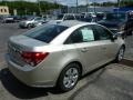 Champagne Silver Metallic - Cruze LS Photo No. 3