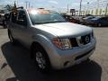 Silver Lightning Metallic 2006 Nissan Pathfinder SE