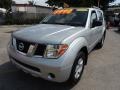 2006 Silver Lightning Metallic Nissan Pathfinder SE  photo #3