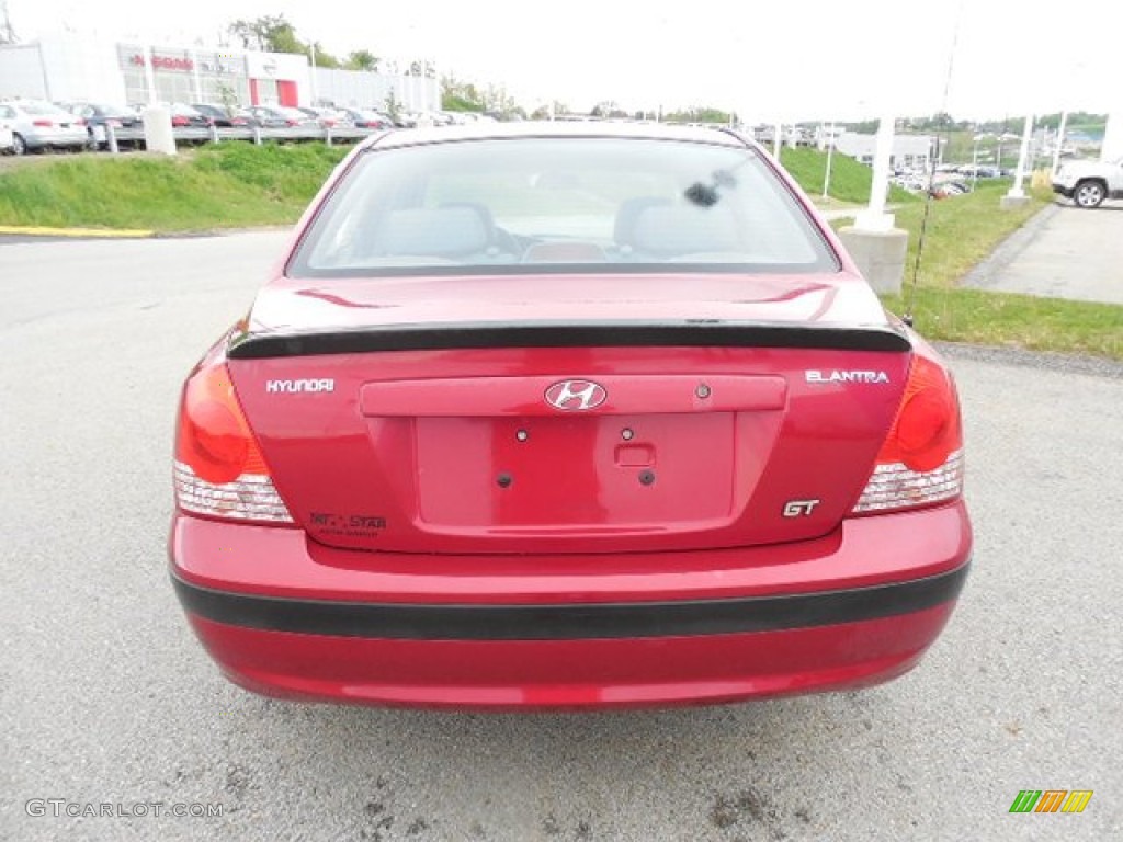 2005 Elantra GT Sedan - Electric Red Metallic / Gray photo #3