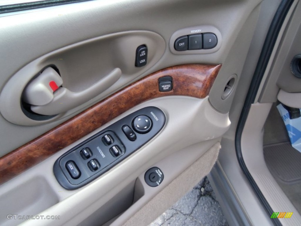 2003 Buick LeSabre Limited Controls Photo #81072912
