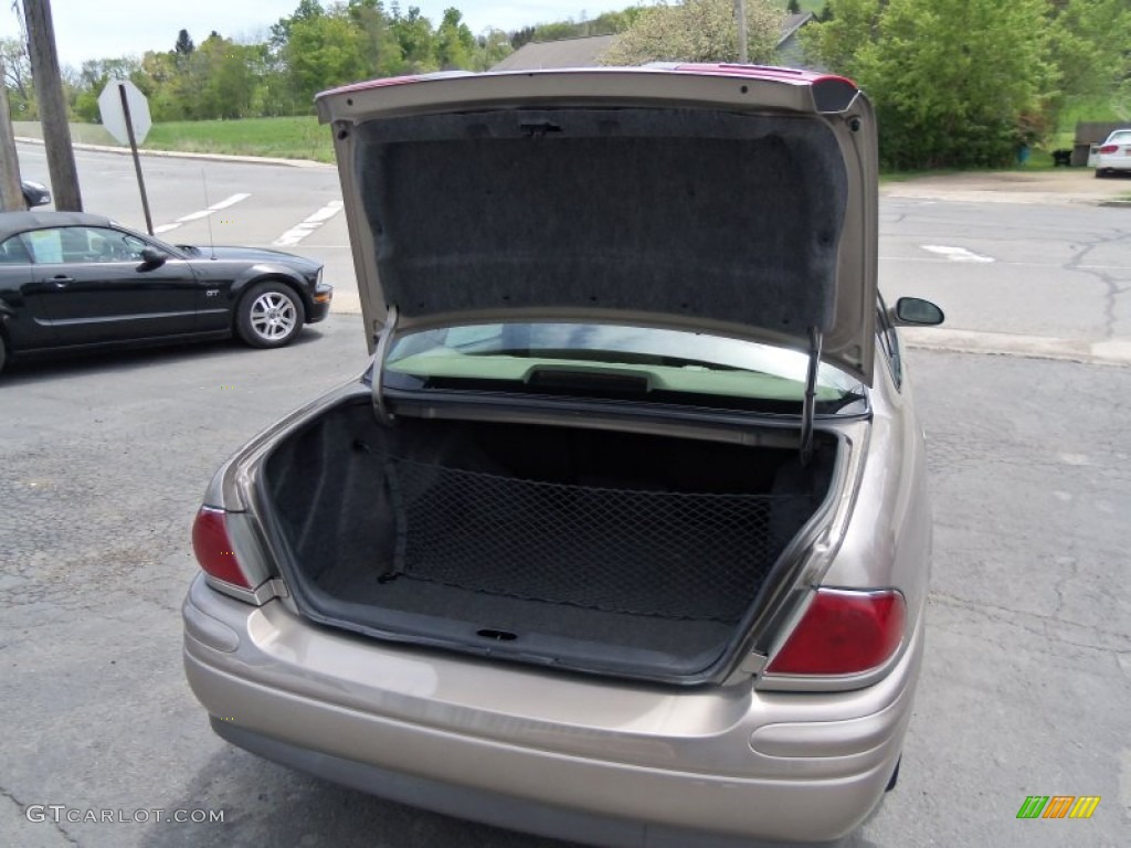 2003 Buick LeSabre Limited Trunk Photo #81072975