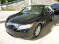 Black - Camry LE Photo No. 5