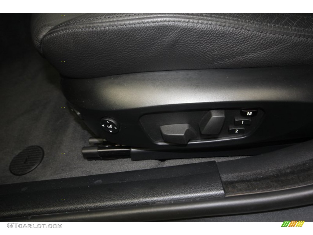 2008 BMW 3 Series 335i Sedan Controls Photo #81073176