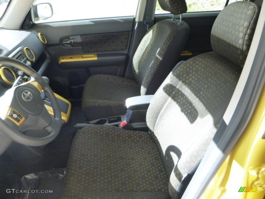 2008 Scion xB Release Series 5.0 Front Seat Photos