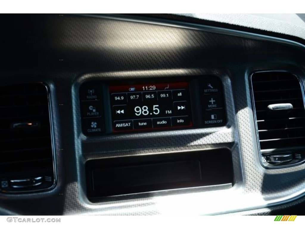 2012 Charger SE - Bright White / Black photo #23