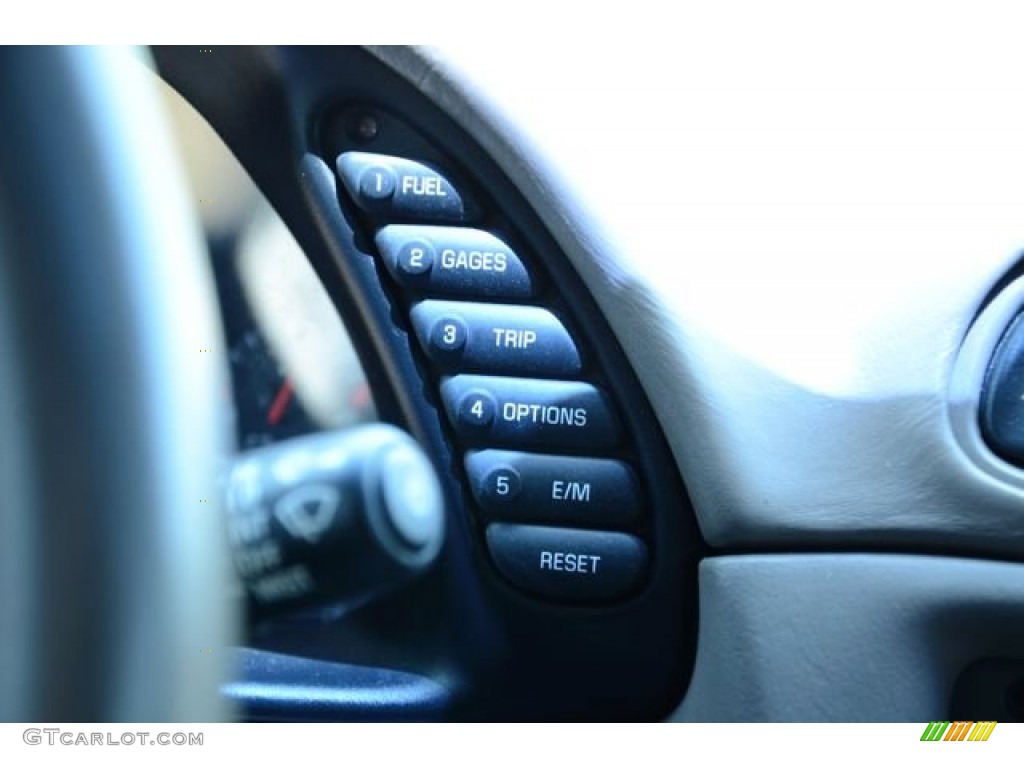 2004 Chevrolet Corvette Coupe Controls Photos
