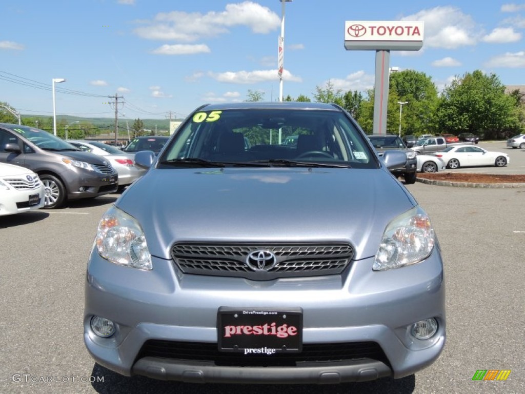 2005 Matrix XR - Cosmic Blue Metallic / Stone Gray photo #2