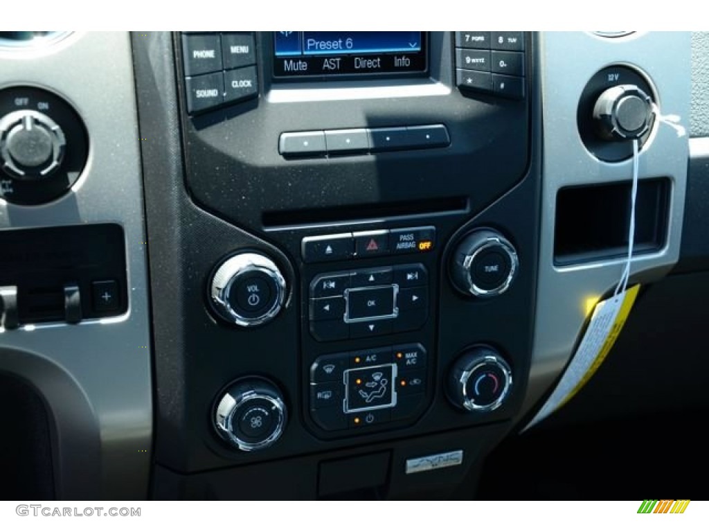 2013 Ford F150 XLT SuperCab Controls Photo #81079292