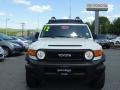 Iceberg White - FJ Cruiser 4WD Photo No. 2