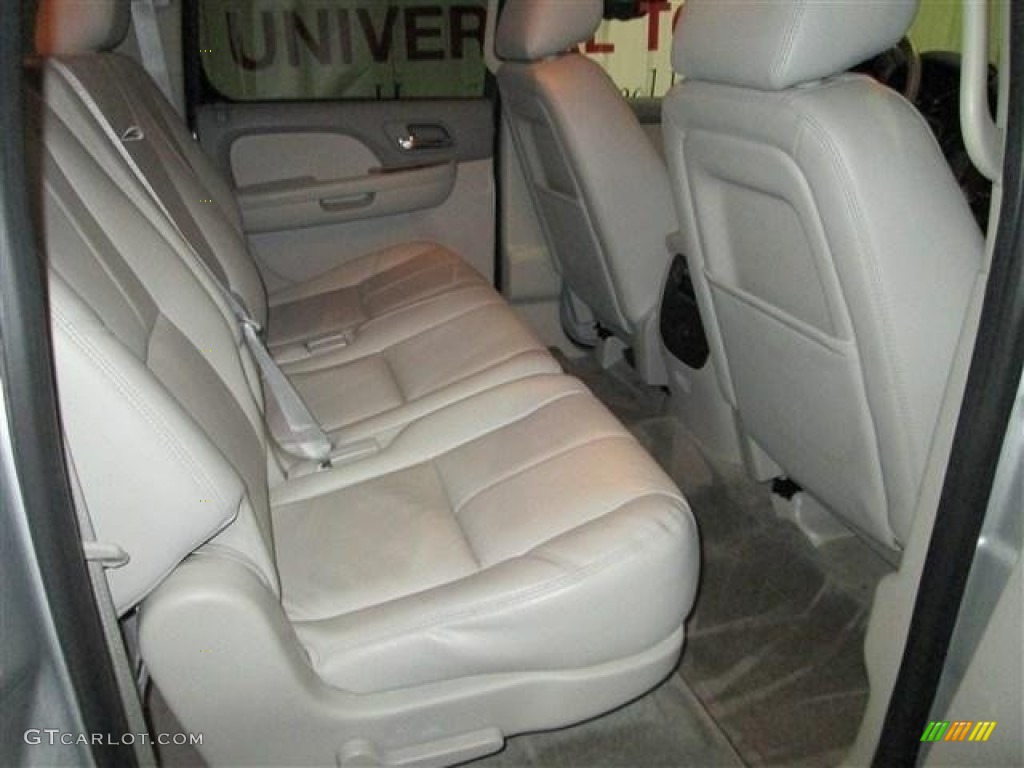 Light Titanium/Dark Titanium Interior 2013 Chevrolet Suburban LT Photo #81081266