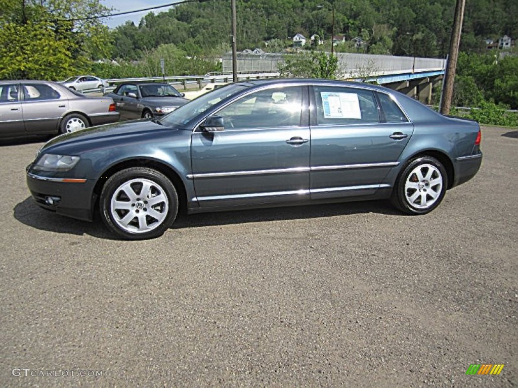 2004 Phaeton V8 4Motion Sedan - Coucou Grey / Anthracite photo #2