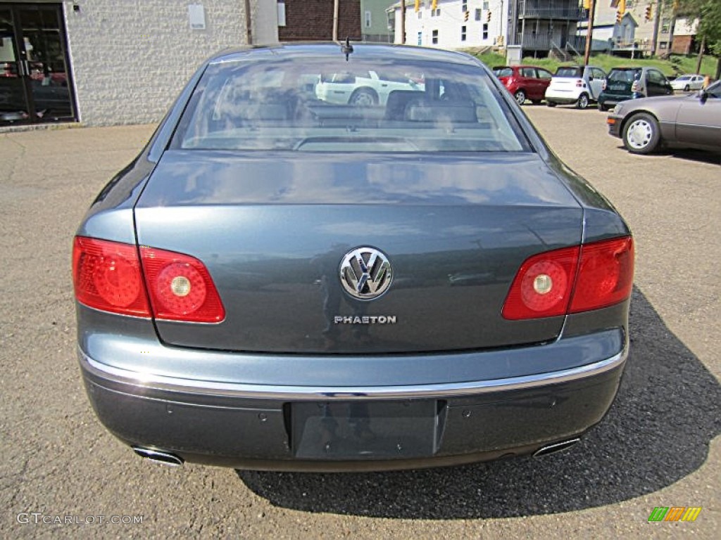 2004 Phaeton V8 4Motion Sedan - Coucou Grey / Anthracite photo #6