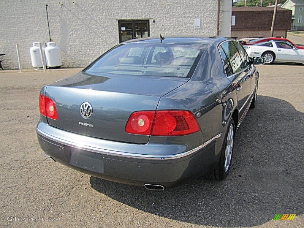 2004 Phaeton V8 4Motion Sedan - Coucou Grey / Anthracite photo #7