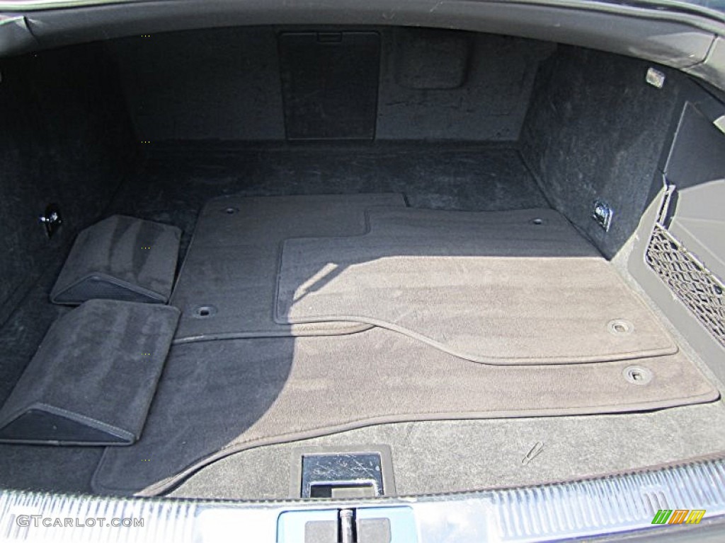 2004 Phaeton V8 4Motion Sedan - Coucou Grey / Anthracite photo #31