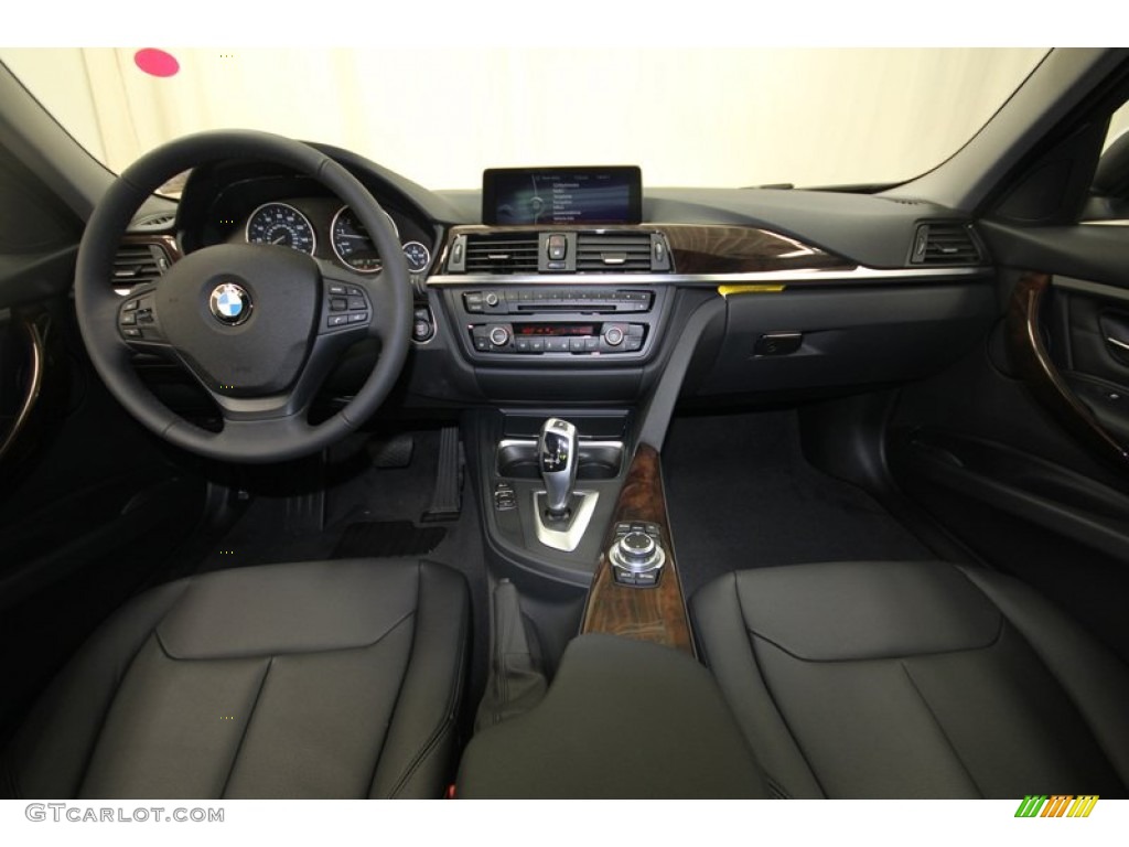 2013 BMW 3 Series 328i Sedan Black Dashboard Photo #81083849