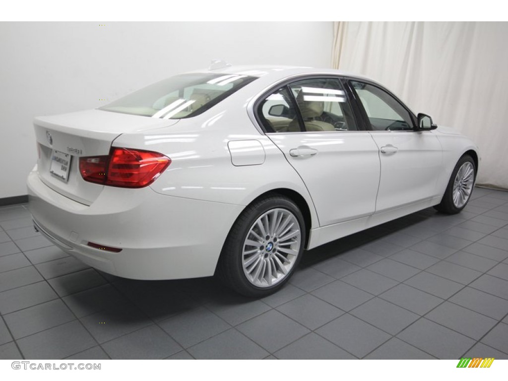 2013 3 Series 328i Sedan - Alpine White / Venetian Beige photo #8