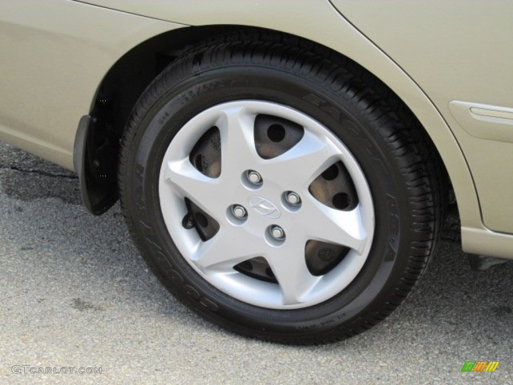 2006 Elantra Limited Sedan - Champagne Beige / Beige photo #3
