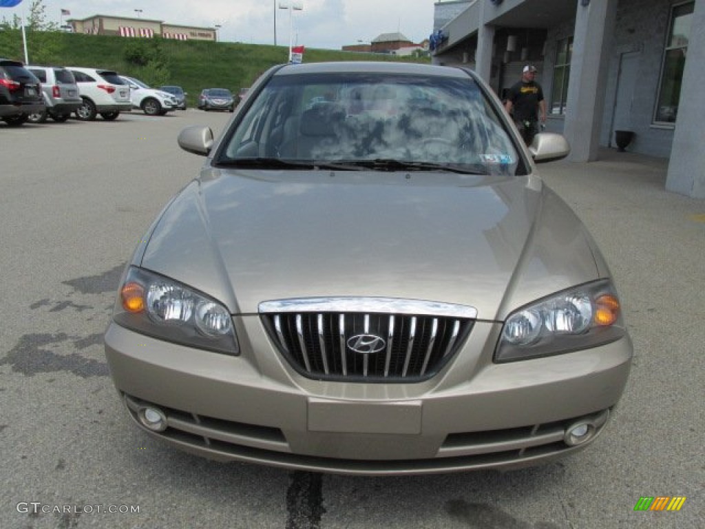 2006 Elantra Limited Sedan - Champagne Beige / Beige photo #4