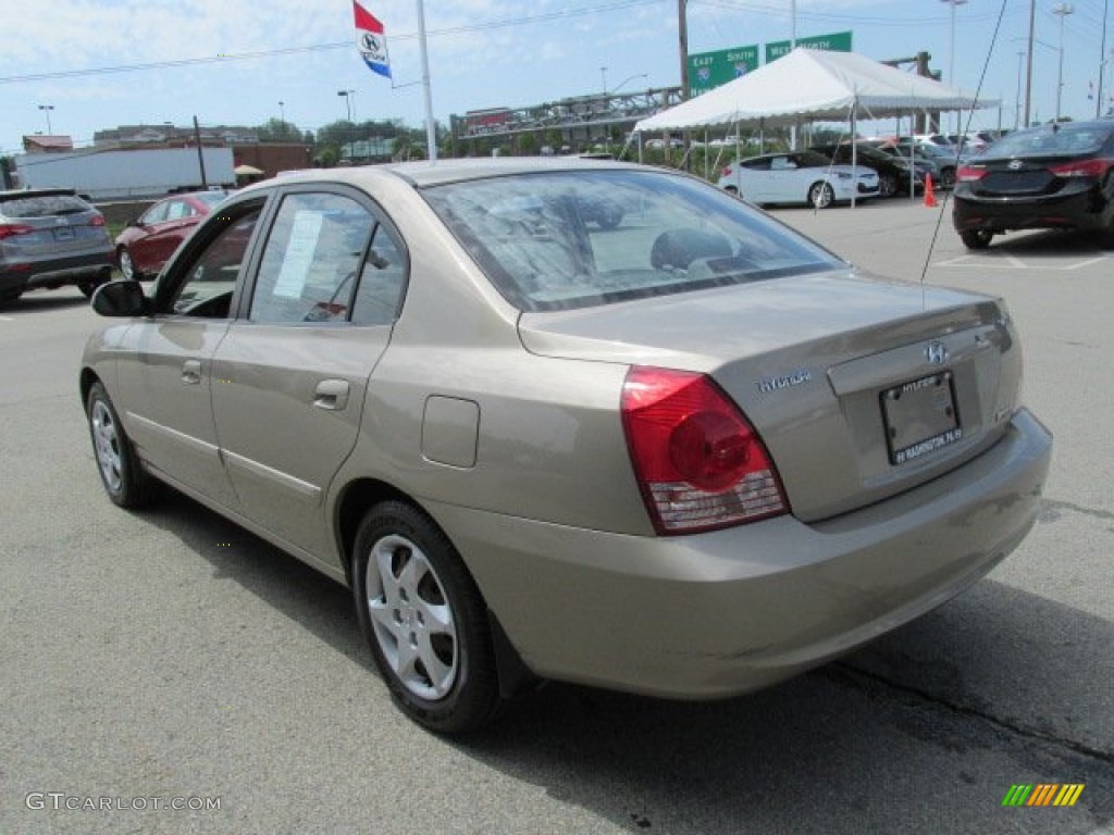 2006 Elantra Limited Sedan - Champagne Beige / Beige photo #7