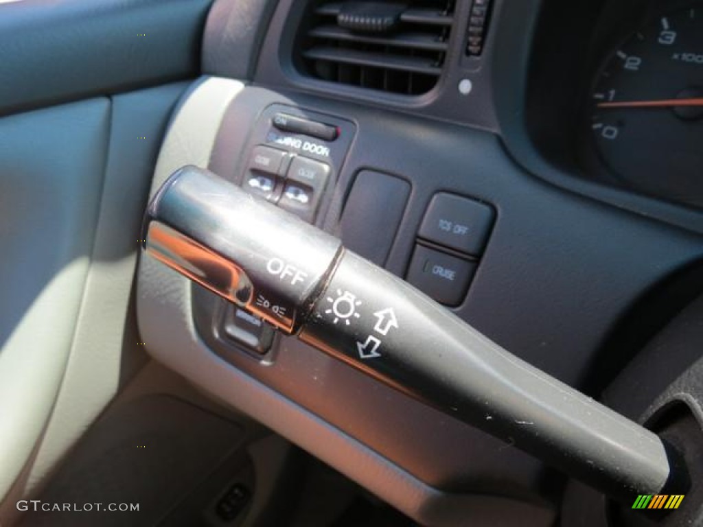 2003 Honda Odyssey EX-L Controls Photo #81090090