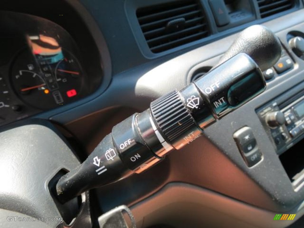 2003 Honda Odyssey EX-L Controls Photo #81090110