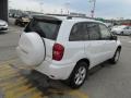Super White - RAV4 4WD Photo No. 8