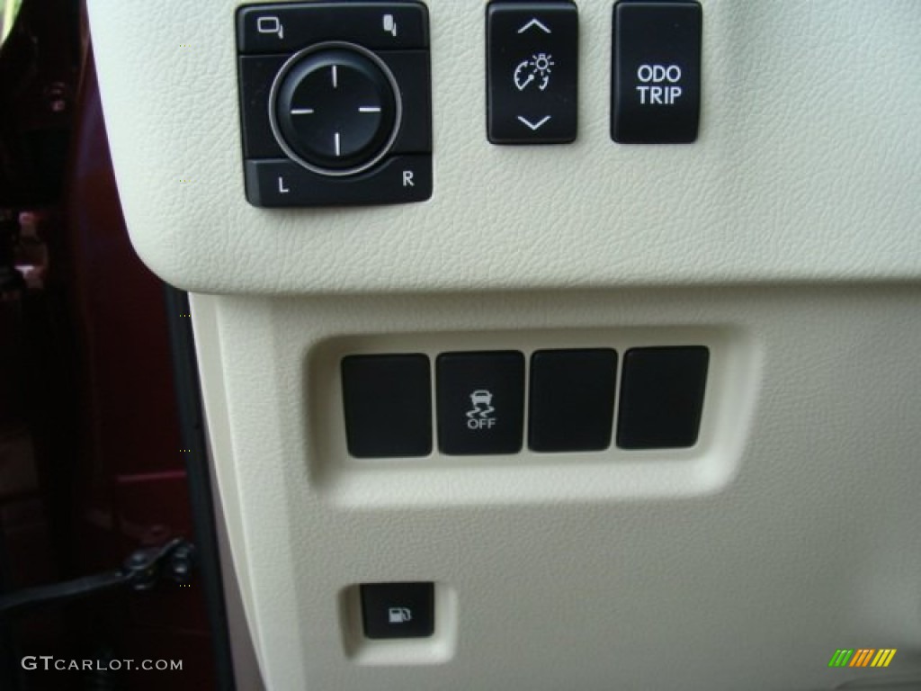 2013 Lexus GX 460 Controls Photo #81092504