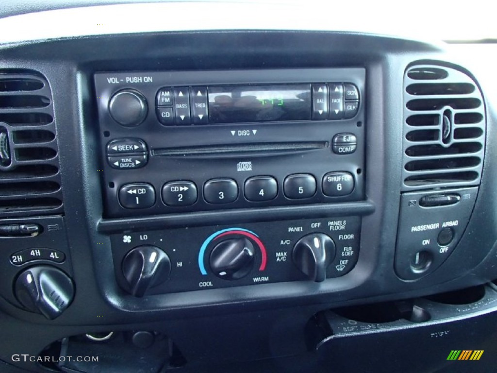 2003 Ford F150 Heritage Edition Supercab 4x4 Controls Photo #81093141
