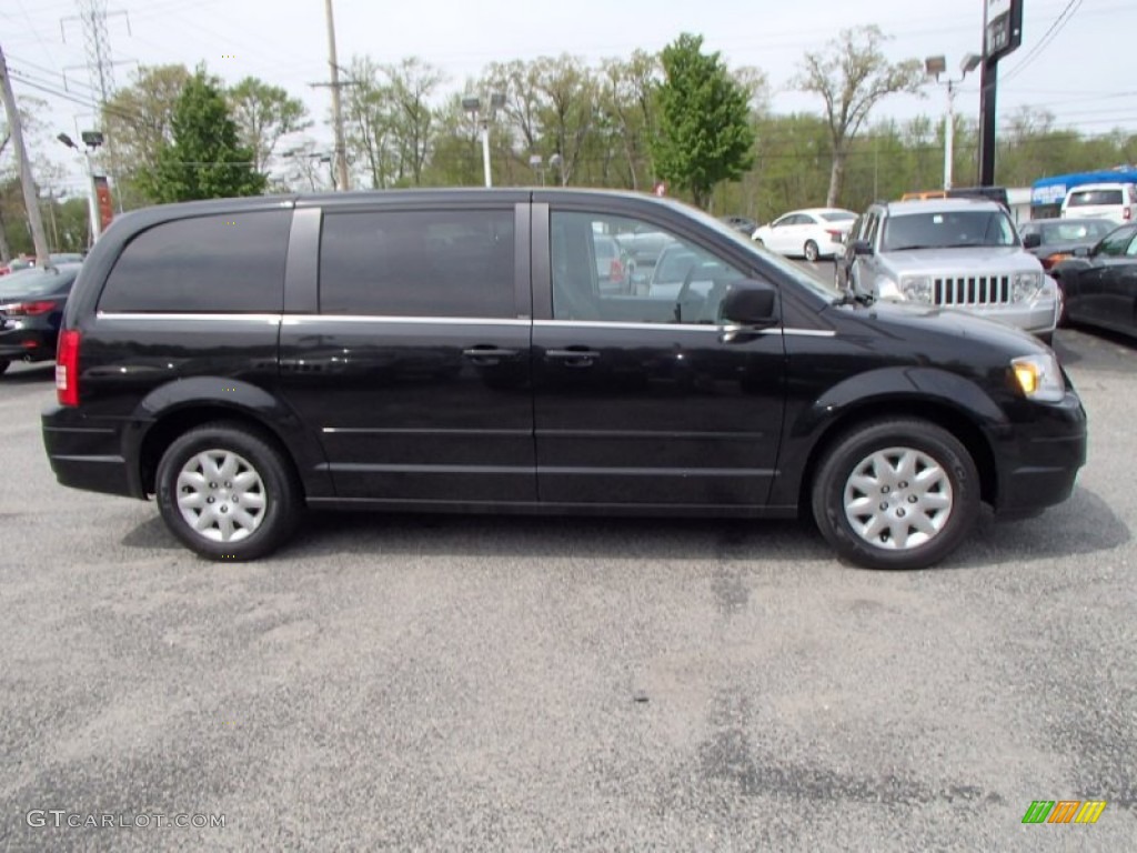 Brilliant Black Crystal Pearl 2009 Chrysler Town & Country LX Exterior Photo #81094650