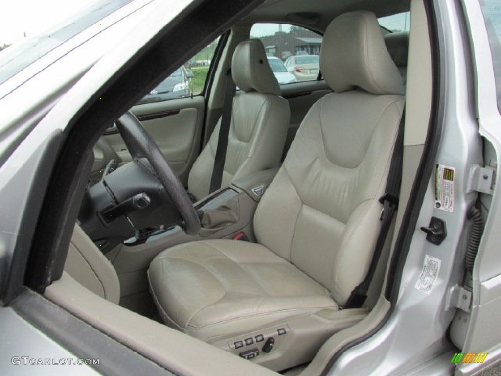 2005 Volvo S60 2.4 Front Seat Photo #81094670