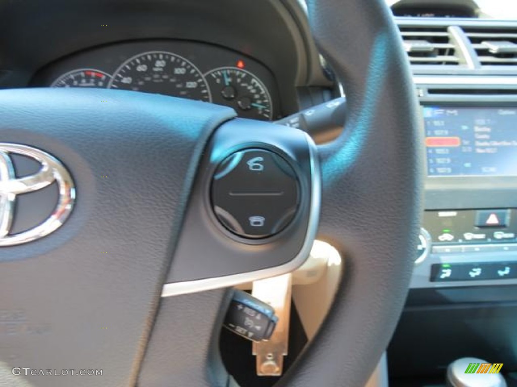 2013 Toyota Camry L Controls Photo #81095981