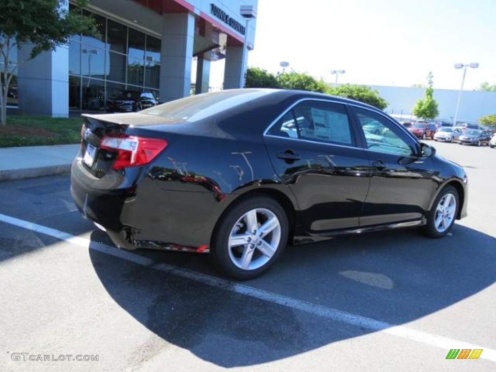 2013 Camry SE - Attitude Black Metallic / Black/Ash photo #21