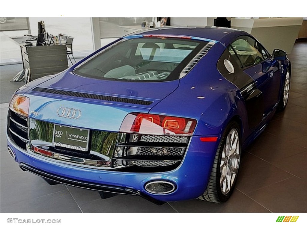 2012 R8 5.2 FSI quattro - Sepang Blue Pearl Effect / Luxor Beige photo #5