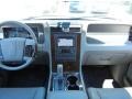 2011 White Platinum Tri-Coat Lincoln Navigator 4x2  photo #23