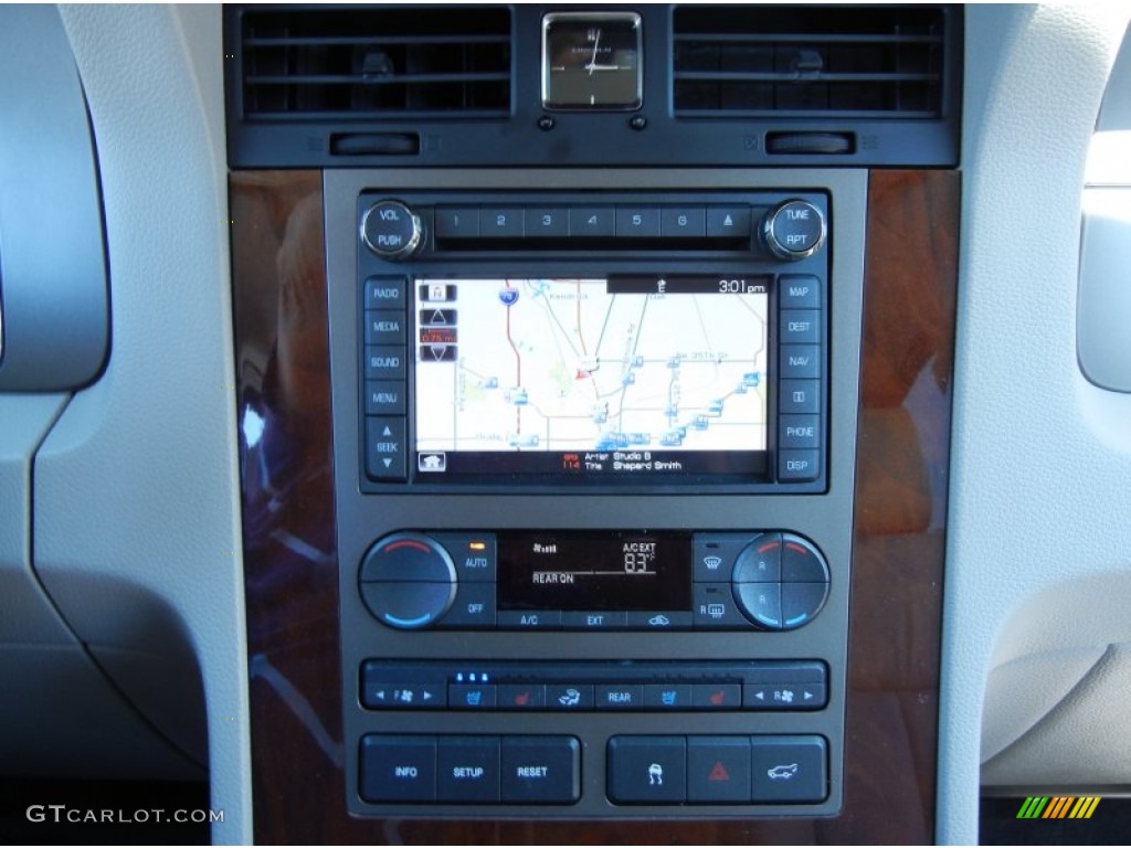 2011 Lincoln Navigator 4x2 Controls Photos