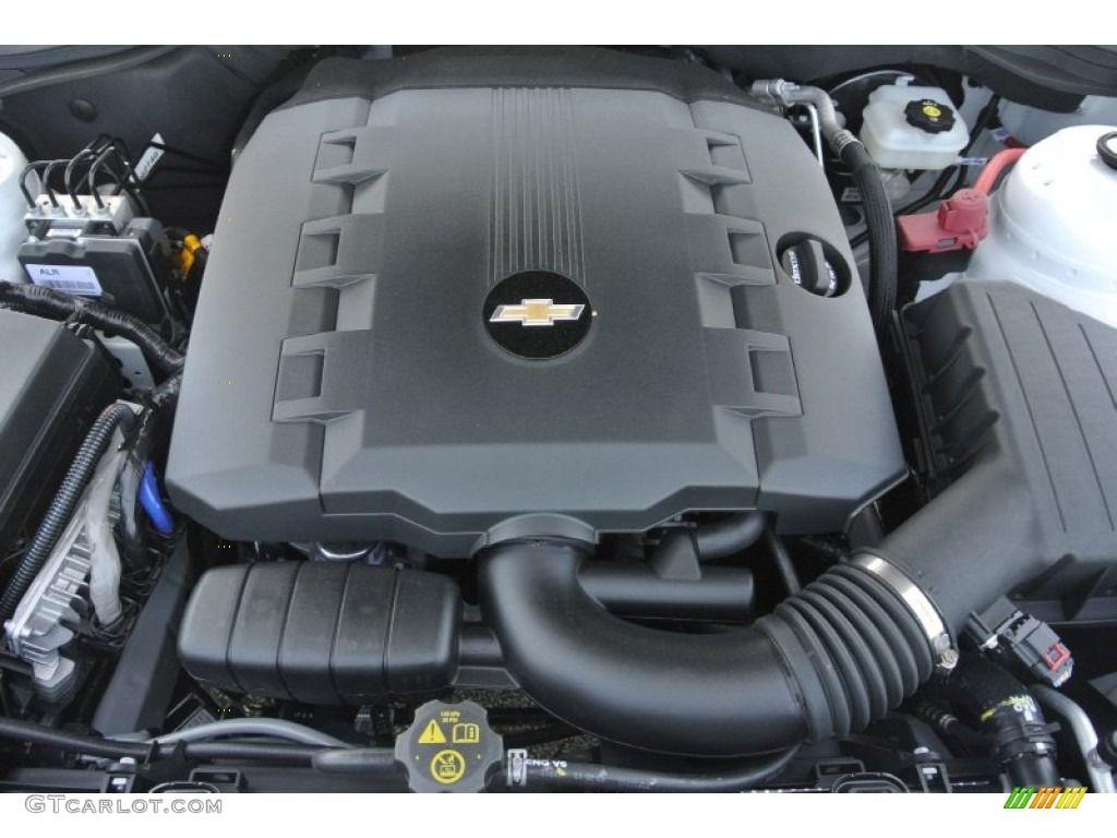 2013 Chevrolet Camaro LT/RS Coupe Engine Photos
