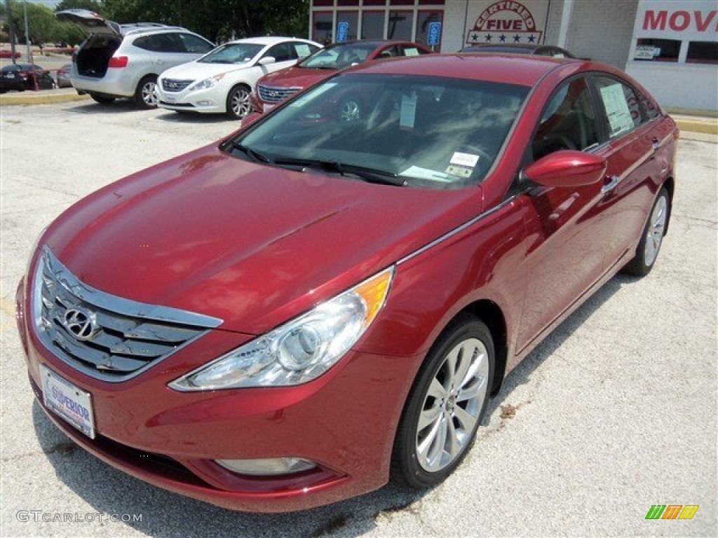 2013 Sonata SE - Sparkling Ruby / Black photo #1