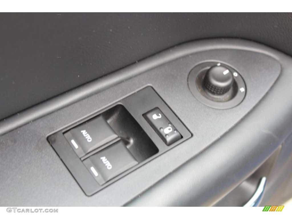 2012 Dodge Challenger R/T Controls Photo #81101836