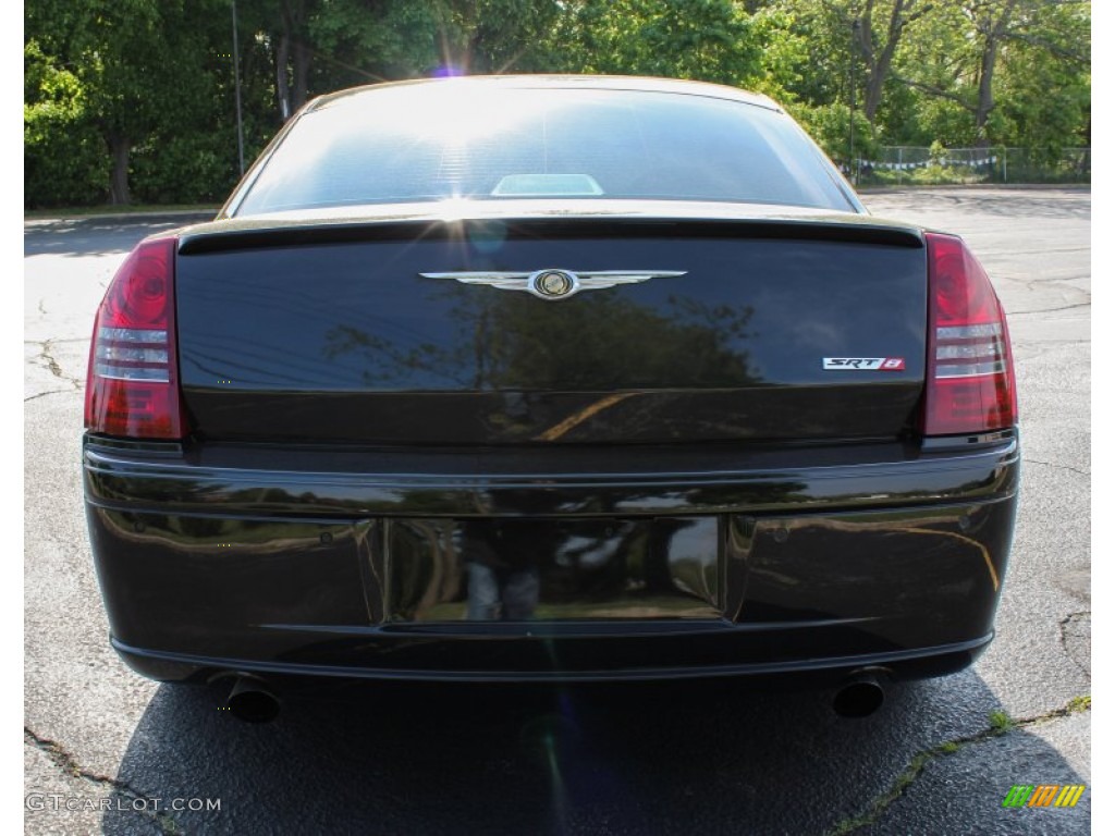2006 300 C SRT8 - Brilliant Black Crystal Pearl / Dark Slate Gray/Light Graystone photo #5
